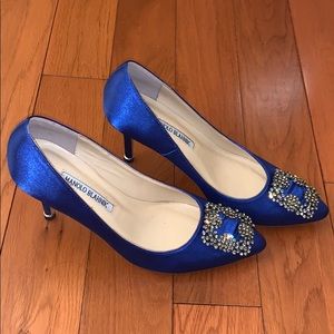 Manolo Blahnik 70mm pump